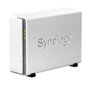 SynologyDS115j,1-bayNASServer,InternalHDD/SSD:3.5"or2.5"SATA(II)x1,Hardware:CPU800MHz,Ram256MB,USB2.0x2,LANGigabitx1;iOS/AndroidApplications,24/7PersonalCloud,HEEngine