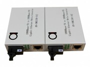 GigabitEthernetMediaConverterWDM(1x10/100/1000Base-TX,1x1000Base-FX),10km,1550/1310nm,AC220V,withLFP