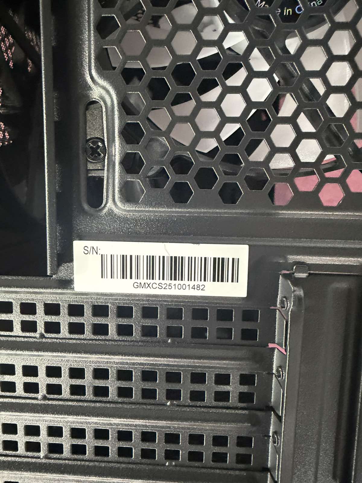 Уценка A Case ATX GAMEMAX Diamond CP BK, w/o PSU, 0.5mm, 3x120mmARGB, 1x140mm, ARGB Hub, Front Mesh+LED strip, 1xUSB3.1, 1xUSB2.0, 2x2.5", 2x3.5", Black