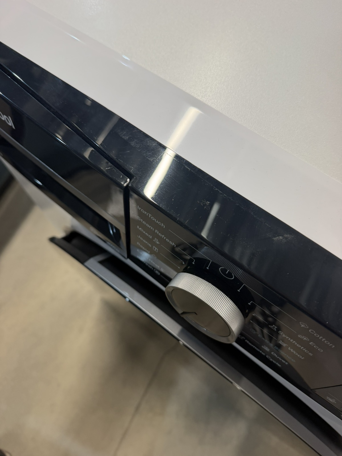 Уценка B Dryer Whirlpool WP C9 WBS EE