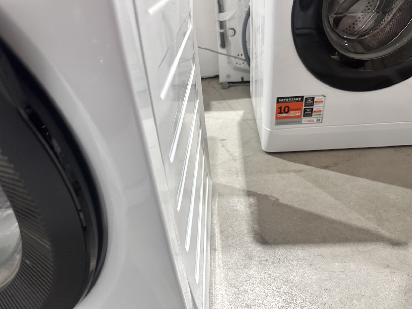 Уценка B Washing machine/dr AEG LWR96944B